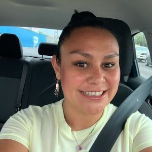 Meet your Posher, Sandra